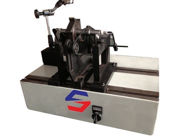 YYQ-1.6型硬支承平衡机